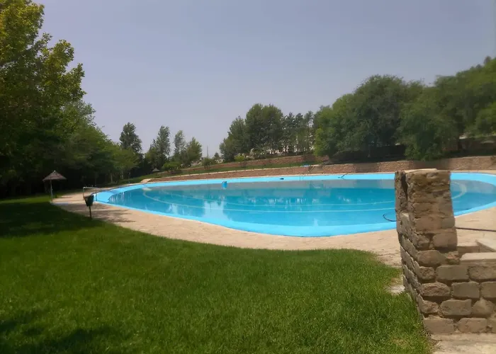 Cuevas El Lago De Castillejar